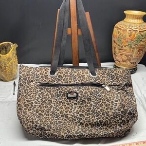 Gloria Vanderbilt Leopard Print Tote with Black Accents